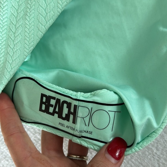 Beach Riot Tyler Cutout One-Piece Swimsuit, Large, $168 - Picture 9 of 11